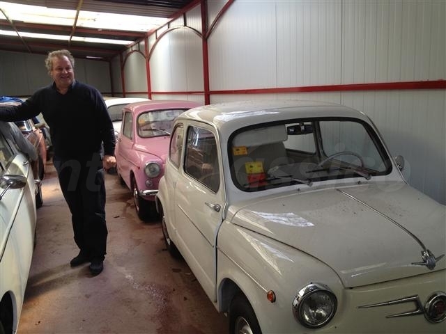 Vários Fiat 600 restaurados