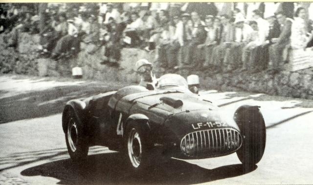 DM no Circuito da Boavista 1952 onde venceu a classe até 1100 c.c.