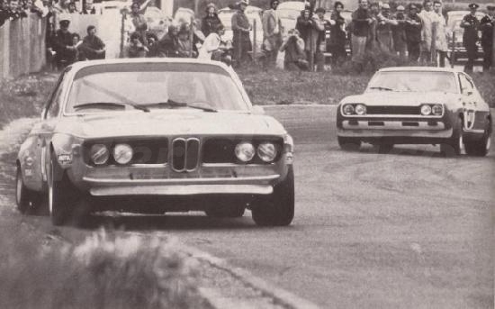 Duelos habituais nos anos 70 BMW 3.0 CSL contra Ford Capri 2600 RS