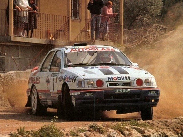 Ano 1992 MiKi Biasion em Ford Sierra 