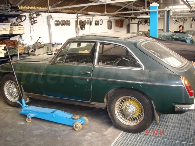  MGC GT para restauro