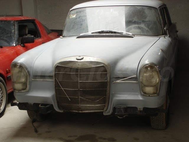 Mercedes 230 S