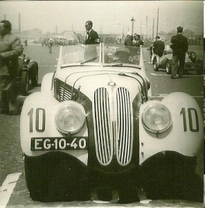 O Jaime a alinhar o BMW 328 no Circuito Internacional do Porto -1950