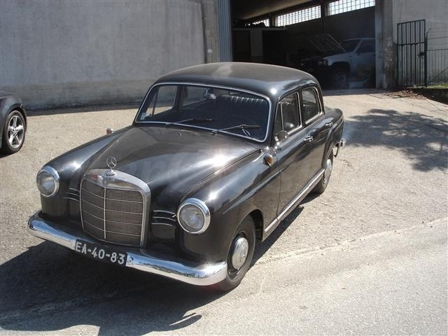 Mercedes 180 D