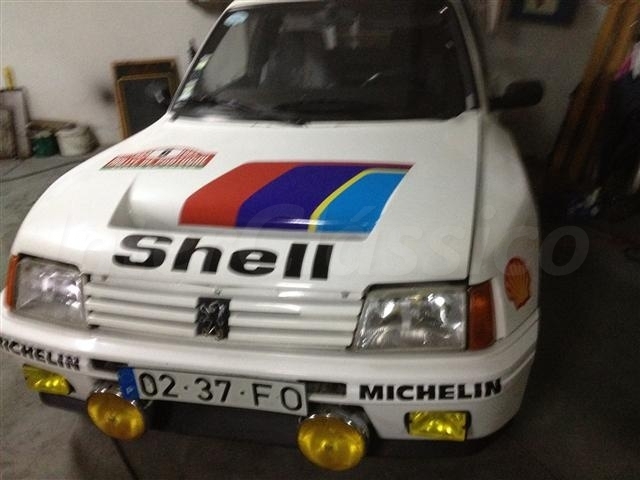 Peugeot 205/16