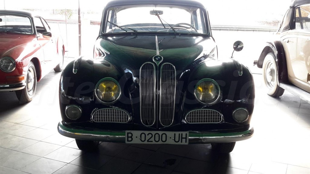 BMW 502 V8 de 1956