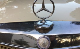 Mercedes Benz 200 D image