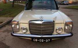 Mercedes Benz 200 D image