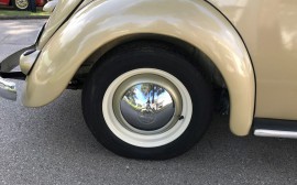 Volkswagen Oval Split image