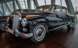 Mercedes Benz 300 D Adenauer image