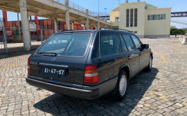 Mercedes Benz E 200 TE image