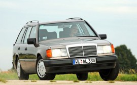 Mercedes Benz E 200 TE image