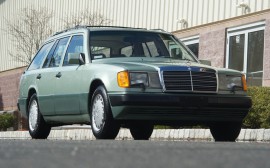 Mercedes Benz E 200 TE image