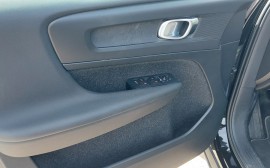 Volvo XC 40 T3 image