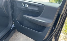 Volvo XC 40 T3 image