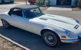Jaguar E Type V12 image