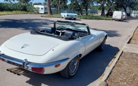 Jaguar E Type V12 image