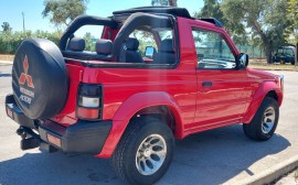 Mitsubishi Pajero Cabrio image