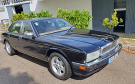 Jaguar XJ6  image