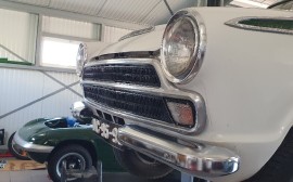 Ford Cortina GT image