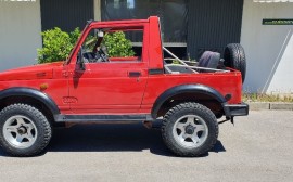 Suzuki Samurai image