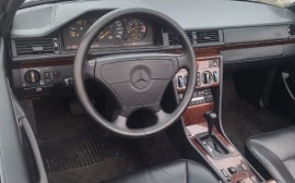 Mercedes Benz 300 CE 24V Cabriolet image