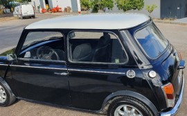 Mini Cooper 1300 image