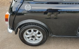 Mini Cooper 1300 image