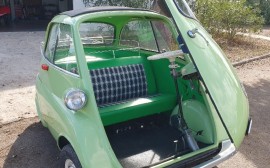 BMW Isetta image