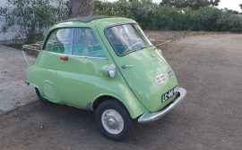 BMW Isetta image