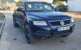 Volkswagen Touareg Image
