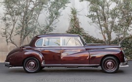 Mercedes Benz 300 Adenauer image