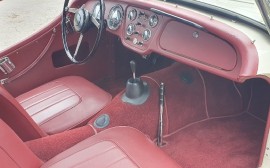 Triumph TR 2 Long door image