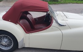 Triumph TR 2 Long door image