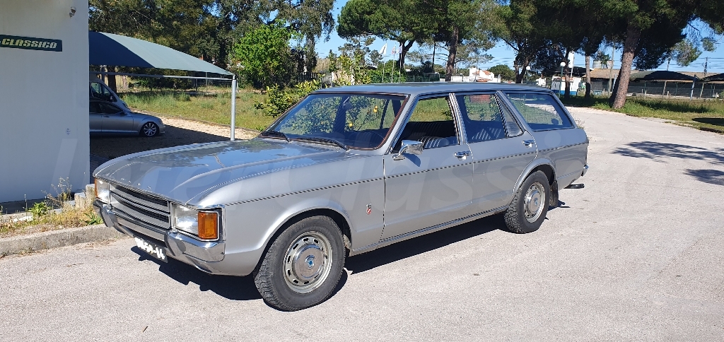 Ford Consul Station image