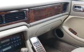 Jaguar XJ 6 4.0 image