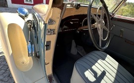 Mercedes Benz 230 Cabriolet image