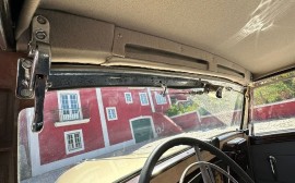 Mercedes Benz 230 Cabriolet image