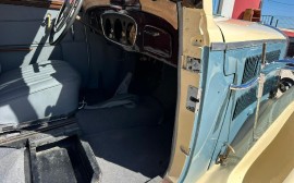 Mercedes Benz 230 Cabriolet image