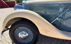 Mercedes Benz 230 Cabriolet image