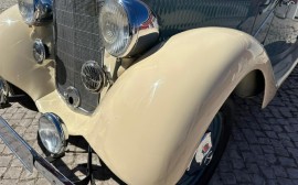 Mercedes Benz 230 Cabriolet image