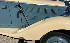 Mercedes Benz 230 Cabriolet image