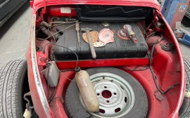 Volkswagen 1303 LS Karmann image