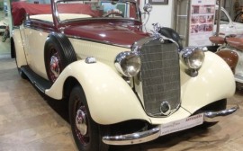 Mercedes Benz 230 Cabriolet image