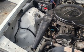 Mercedes Benz 200 image