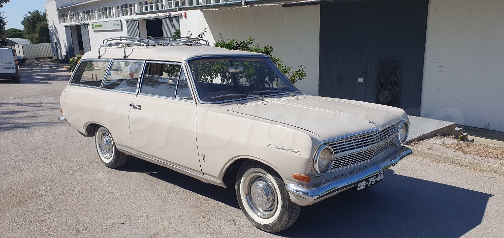 Opel Rekord Caravan image