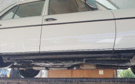 Mercedes Benz 200 image