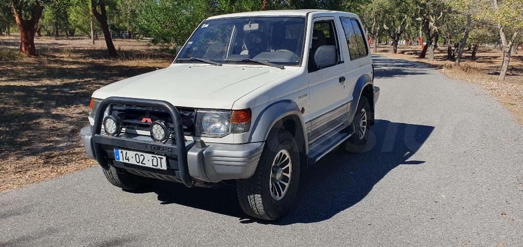Mitsubishi Pagero 2.5 GLS image