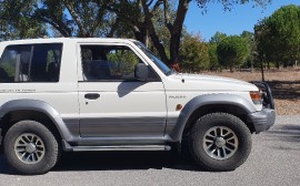 Mitsubishi Pagero 2.5 GLS image